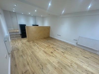 29 Charlton Street, Euston, Office / Retail To Let - 4.jpg