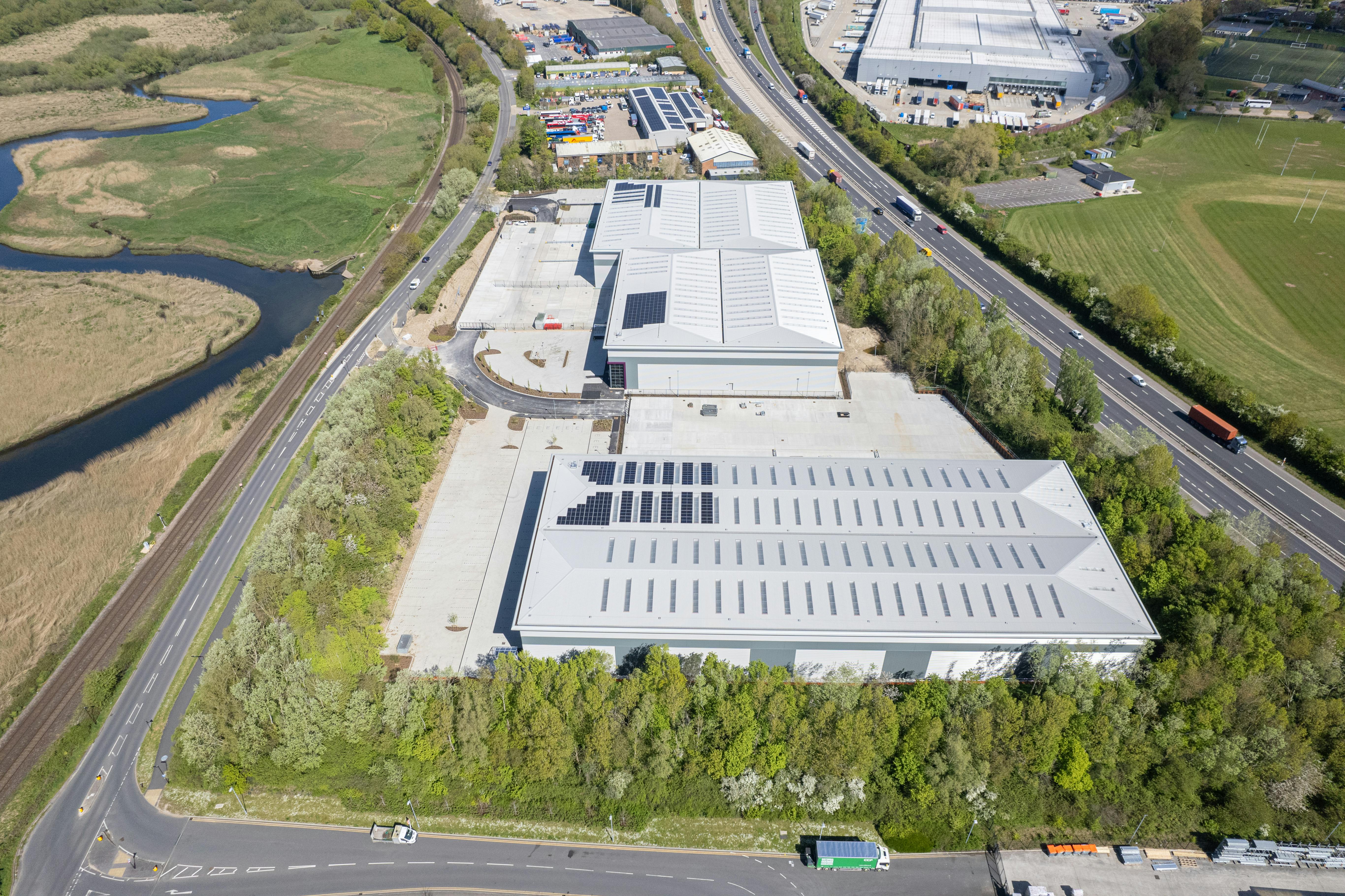 Industrial Unit in Southampton - photo 3