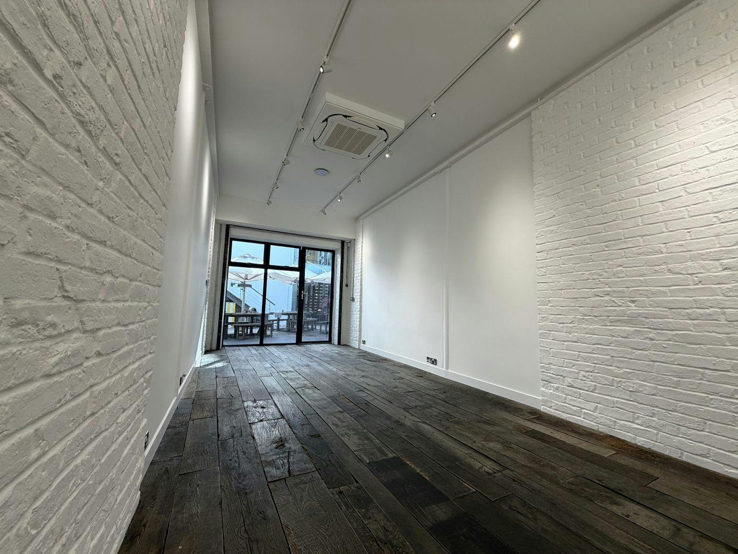 Worlds End Studios, 132-134 Lots Road, Chelsea, Office To Let - 4.jpg