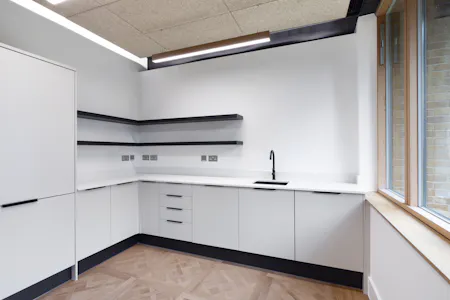 NW Works, London, Office To Let - KWV_2321.jpg