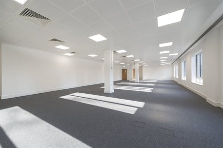 Chiswick Gate, Chiswick, London, Office To Let - 005_Property (1).jpg