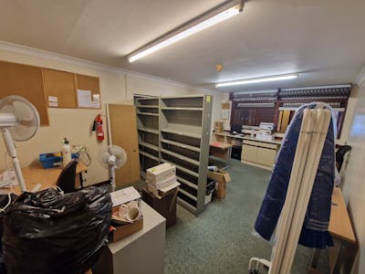 1 Wootton Street, Portsmouth, Healthcare / Office To Let - 20260420_152717.jpg
