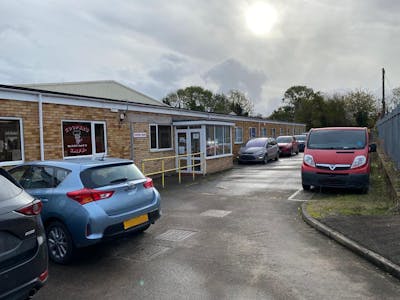 Office 9, Tower Park, Shrewsbury, Office To Let - fa40d93acb28c44f7afb0638ef542195PHOTO20231109105928 20231114 09_18_15 2.jpg