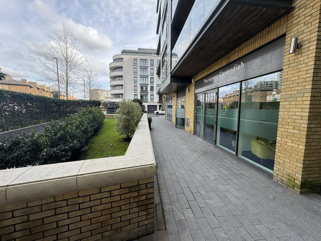 Unit 2, Brentford, Office To Let - Kew Bridge  Unit 2  Brentford 1.jpg