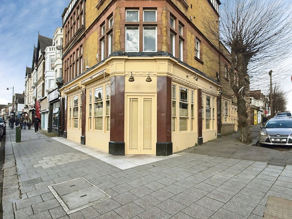 109-111 Broadway - 016fb2a2-WhatsApp 20Image 202026-02-18 20at 202.14.52 20PM 20 281 29.jpeg