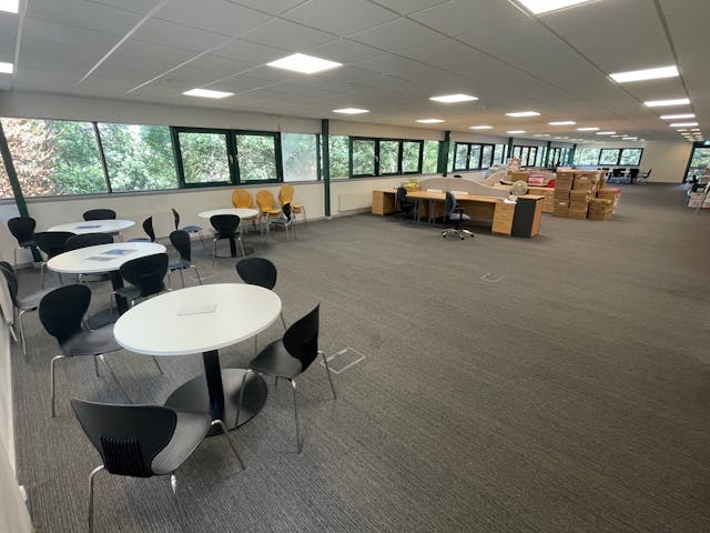 1st Floor Offices, Thatcham, Office To Let - Aylesford Way 1  Office