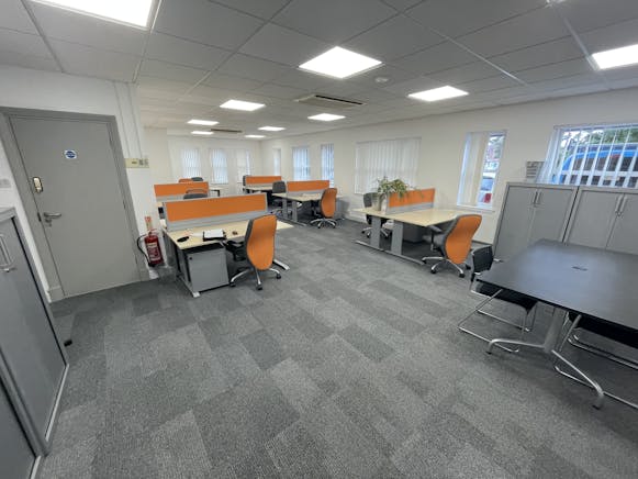 Ground Floor, Connaught House, 22-24 Guildford Road, Bagshot, Offices To Let - IMG_0876.jpg