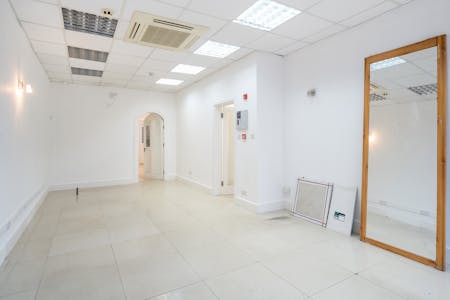 809 Harrow Road, London, Retail To Let - 1397240-7-695fb28038a51-ARW.jpg