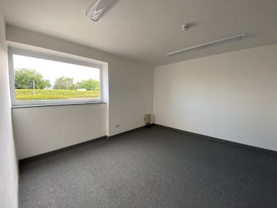 Unit 9, Gateway Park, A45 Coventry Road, Birmingham, Industrial To Let - Unit 9 Internal office.jpg