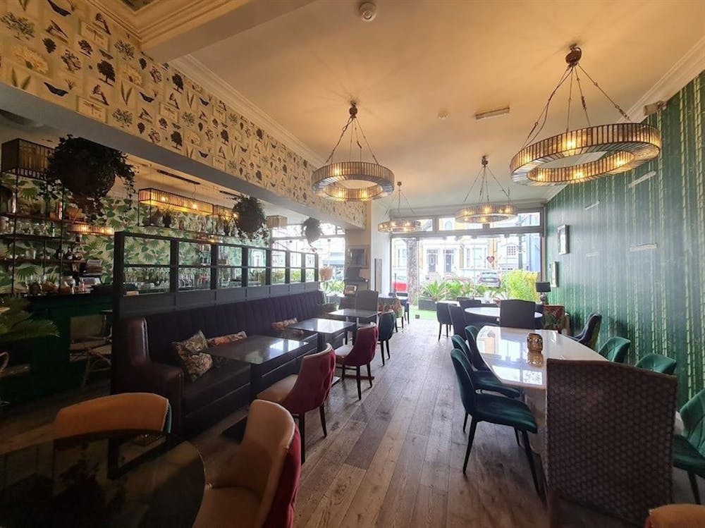 106-108 Kew Road, Richmond, Leisure To Let - 106108 Kew Road int1.jpg