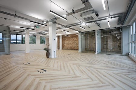 38-40 Southwark Street, London, Office To Let - PHOTO-2022-04-26-10-13-31 (2).jpg