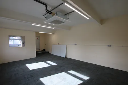 Unit 29 Old Street, Bailey Gate, Sturminster Marshall, Industrial / Storage / Office To Let - IMG_5673.JPG
