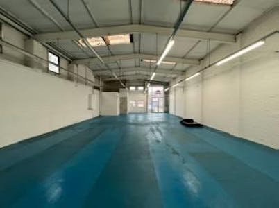 Wye Industrial Estate, High Wycombe, Industrial / Warehouse To Let - Wye 2.jpg