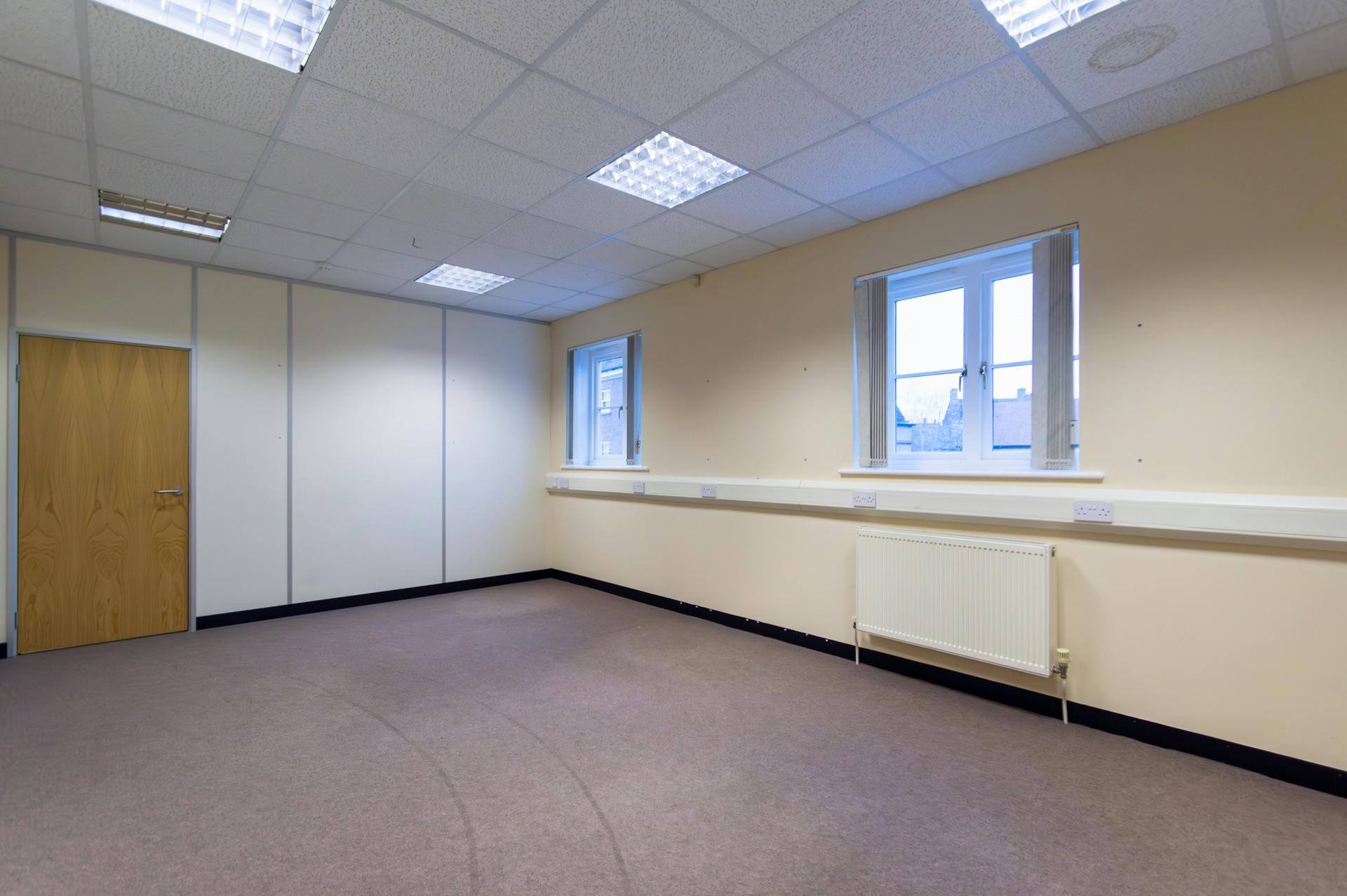 Office in Dorchester - photo 3