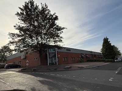 Units 15, 16 & 17, Aston Fields Industrial Estate, Bromsgrove, Industrial/Logistics To Let - IMG_9912.JPG