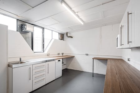 Unit 4 Bayford Street Industrial Centre, London, Industrial / Office To Let - Bayford St Ind U4  Low Res 1.jpg