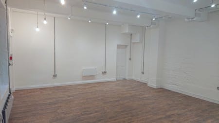 Unit D Taylor's Yard - 160 Brick Lane, London, Office To Let - 125c3741c81964086fef4396398efa31-letting24619.jpeg