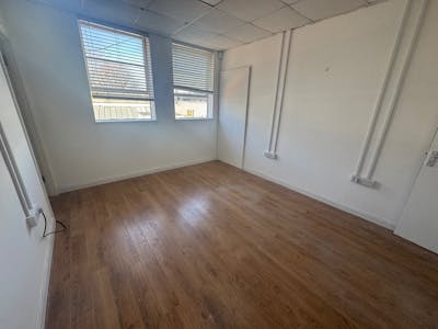 3-4 Wells Terrace, Unit A-D, Finsbury Park, Office To Let - 15.jpg