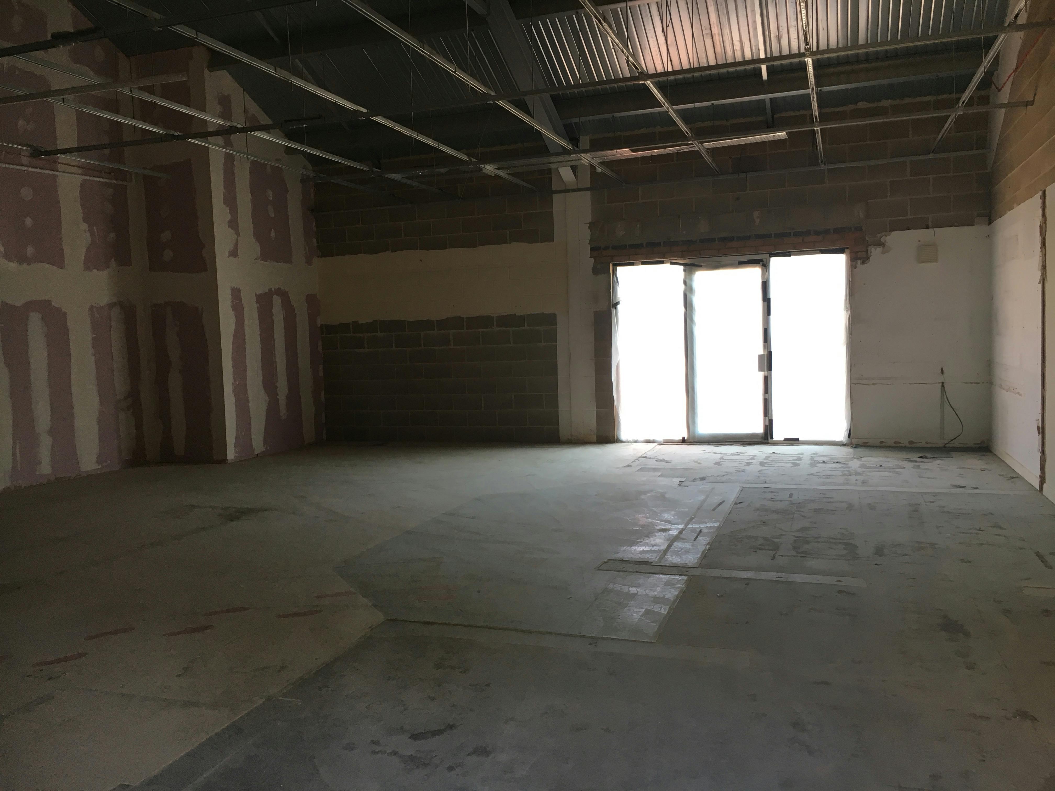 Fifers Lane, Unit 3 Heyford Road