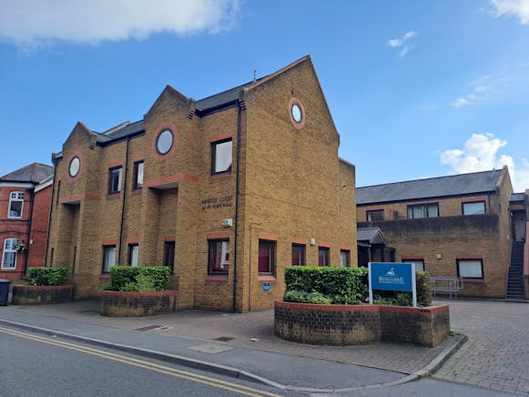Minster Court, 22-30 York Road, Maidenhead, Offices To Let - 1000002246.jpg