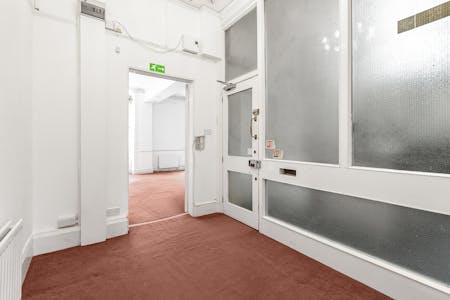 First Floor, 1a Doughty Street, London, Office To Let - 29_17195.JPG