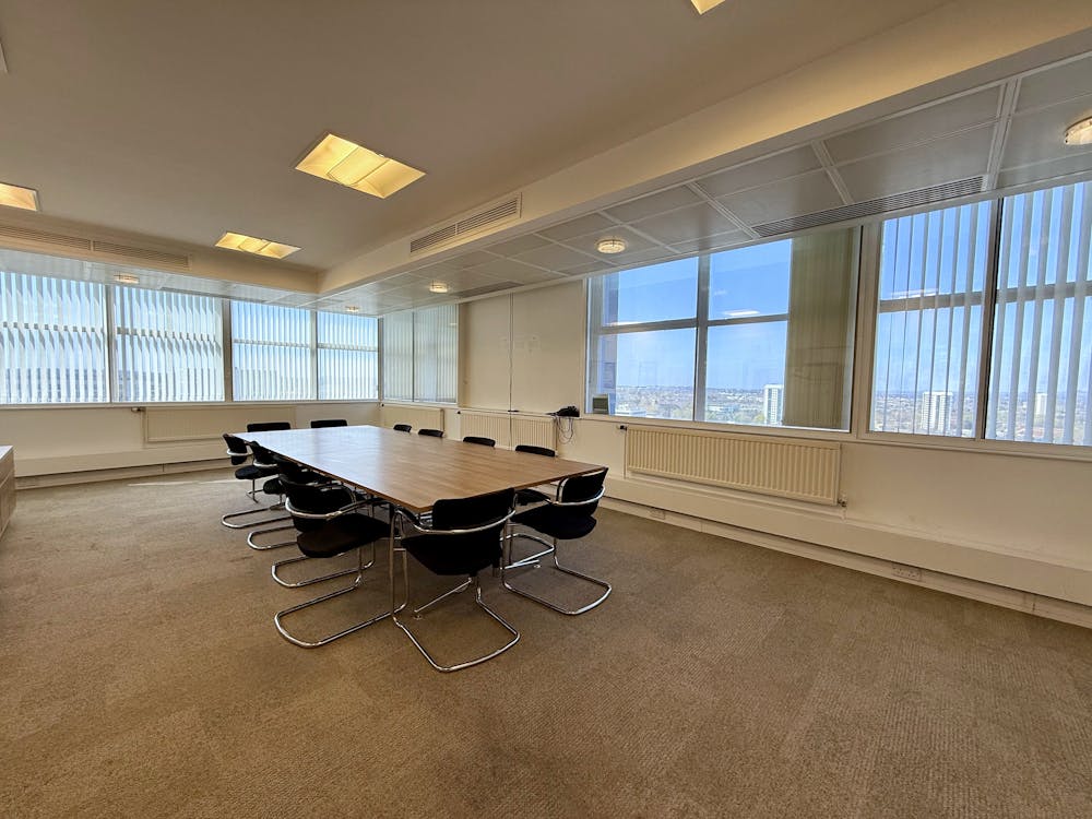 10th Floor Cobalt Square, Birmingham, Office To Let - Photo 08042025 14 32 43.jpg