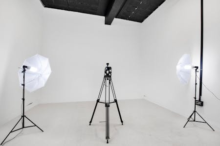 Garden Studios - The Hive, Waxlow Road, Willesden, Office To Let - Hive - Studio A - 1.jpg