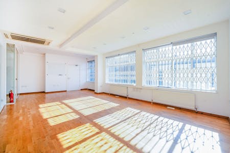 15 Canfield Place, London, Office To Let - DSC07306.jpg