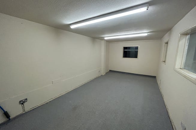 Unit 5 Victoria Park Business Centre, Bath, Industrial To Let - IMG_0893.jpeg Unit 5 Victoria Park Business Centre, Bath, Industrial To Let - IMG_0893.jpeg