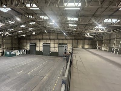 Hangar 1, Westcott Venture Park, Aylesbury, Industrial To Let - 20250716_125543192_iOS.jpg