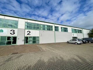 Unit 2 Urban Hive, Luton, Industrial To Let / For Sale - IMG_4324.JPG