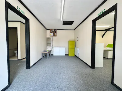 The Old Dairy, Manor Farm, Tingrith, Office To Let - IMG_8761.JPG