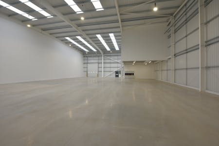 Vauxhall Trading Estate | Units 1a & 1b, Reddish, Industrial / Warehouse To Let - DSC_5025.JPG