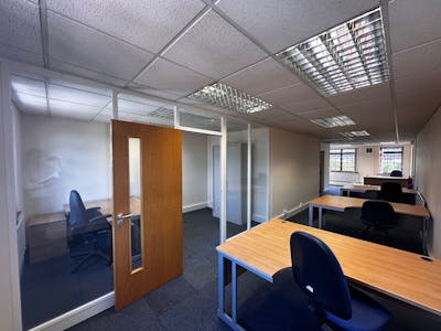 35 Worcester Street, Kidderminster, Office To Let - 5.jpg