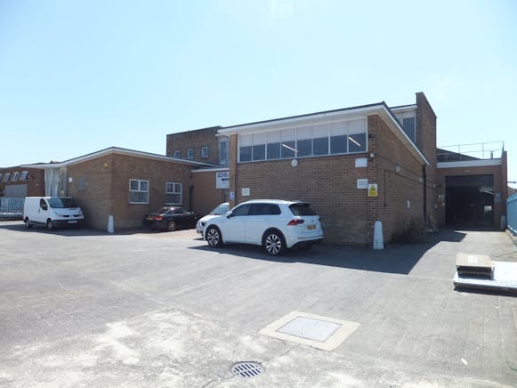 Sold - Unit 3 Goring Business Park Woods Way, Worthing To Let / For Sale - DSCF5052.JPG