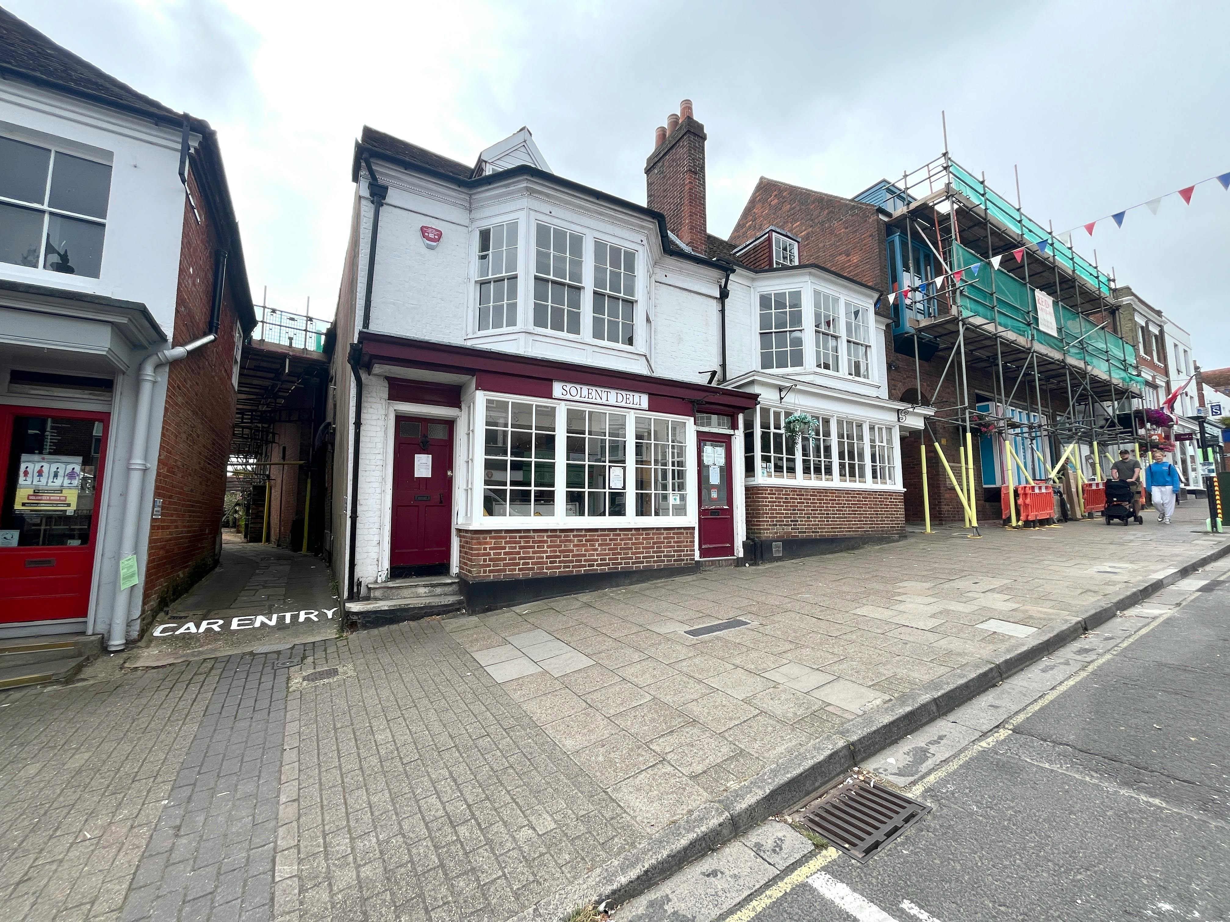 Retail in Lymington