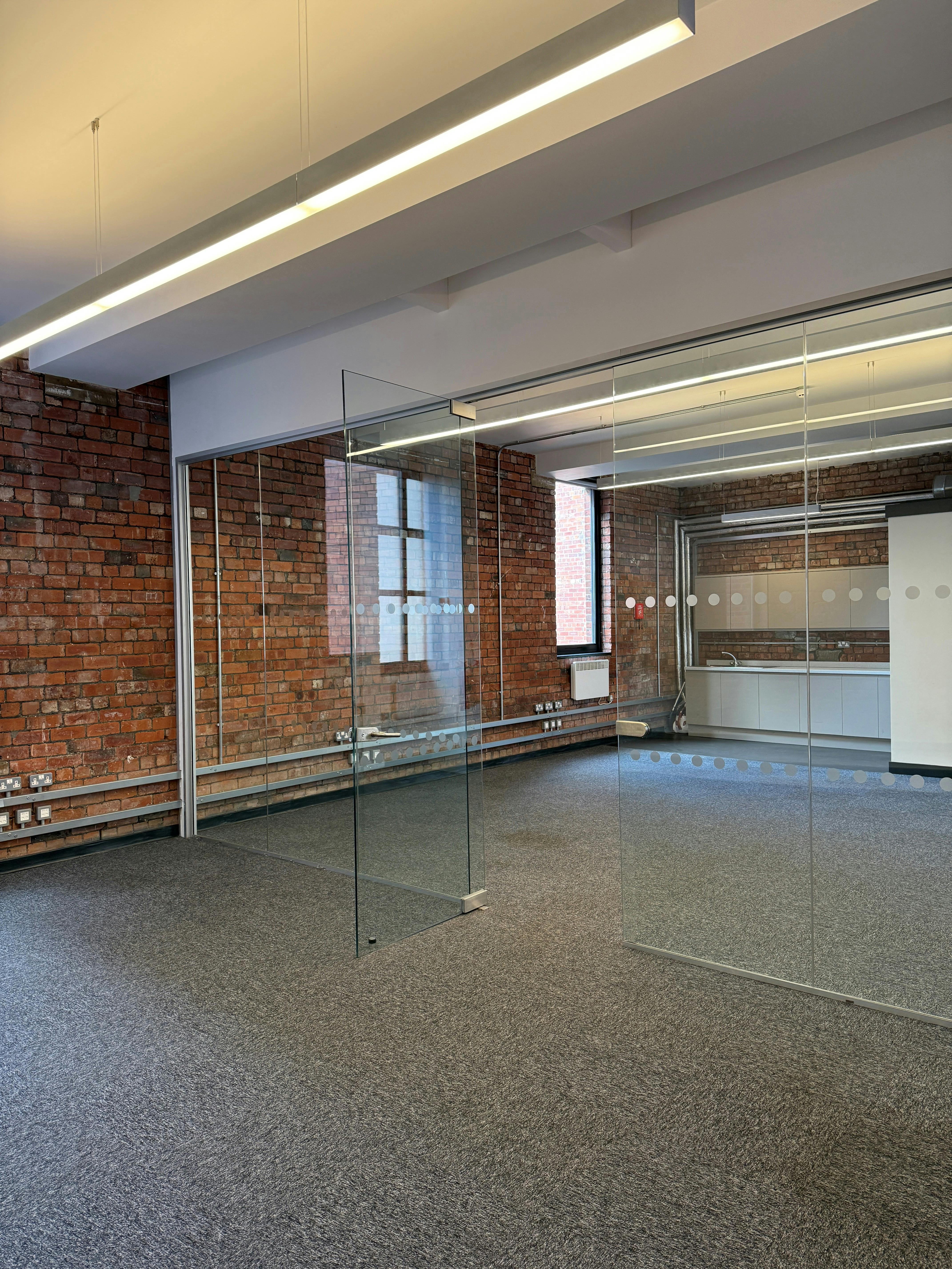 Cross York Street Studios, Cross York Street, Leeds, Offices To Let - 9x.jpg