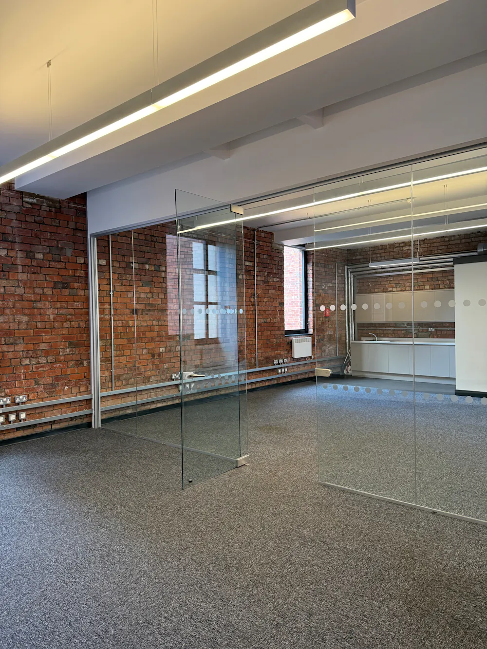 Cross York Street Studios, Cross York Street, Leeds, Office To Let - 9x.jpg