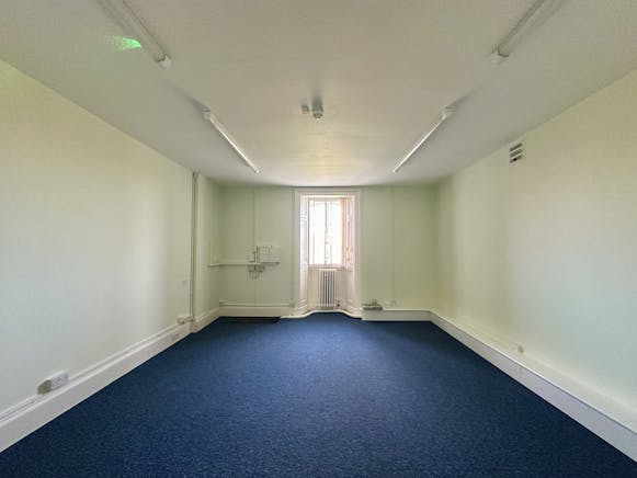 Wrest Park, Park Avenue, Silsoe, Office / Other / Office To Let - Image 6