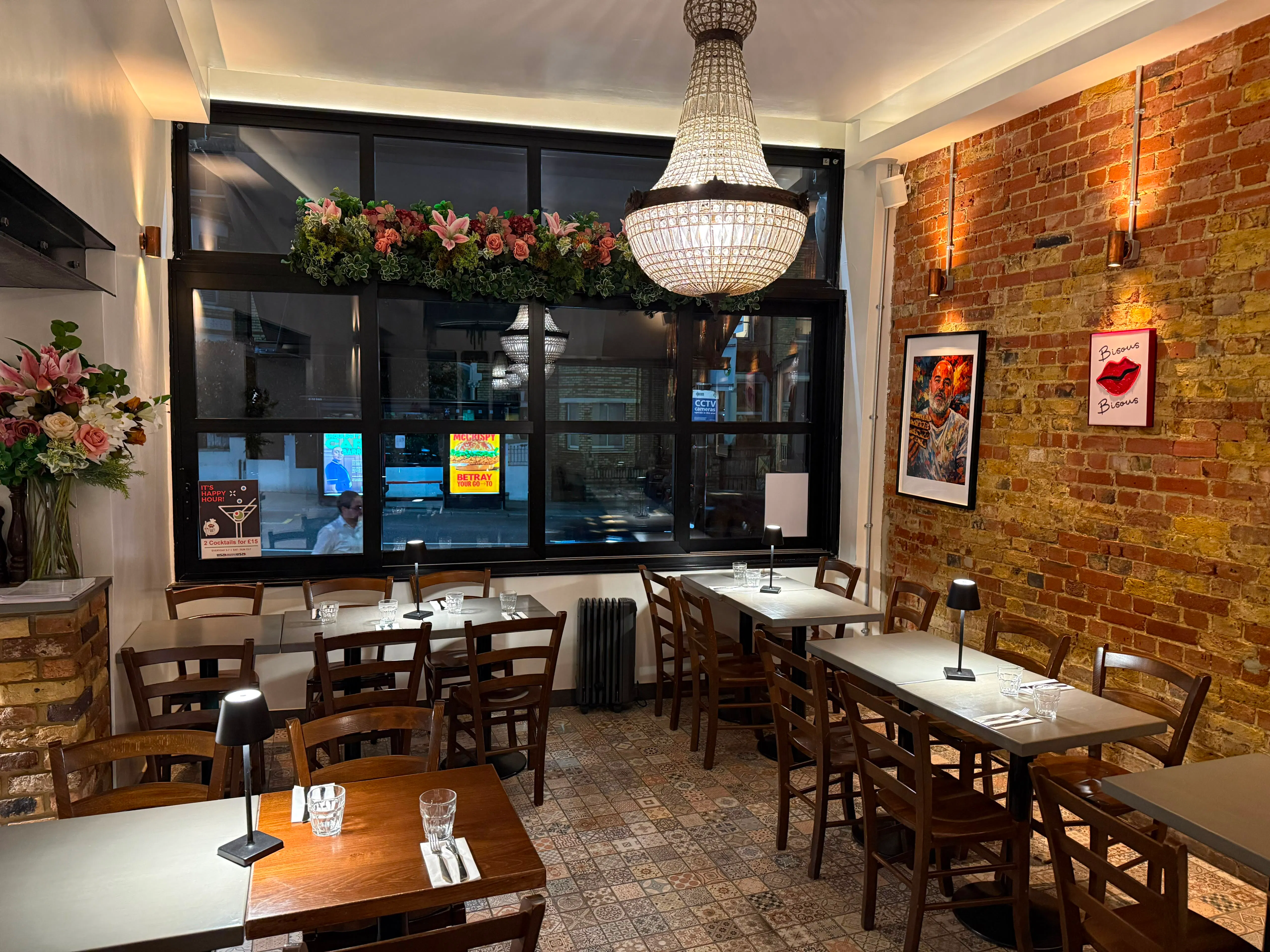 64 Battersea Rise, London, Restaurant To Let - 0ef69bde-4e87-4f3b-988f-98fd198ef8e8.jpg