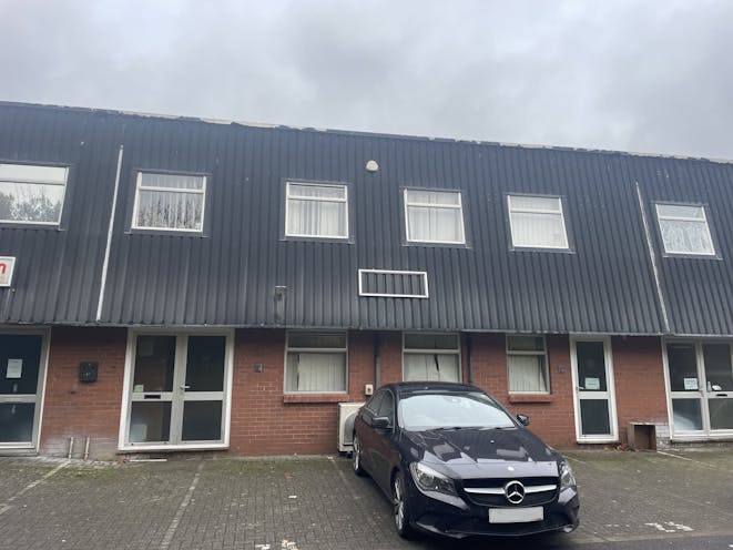 Unit 5 Zodiac House, Reading, Office / Industrial / Warehouse For Sale - IMG_0097.JPG