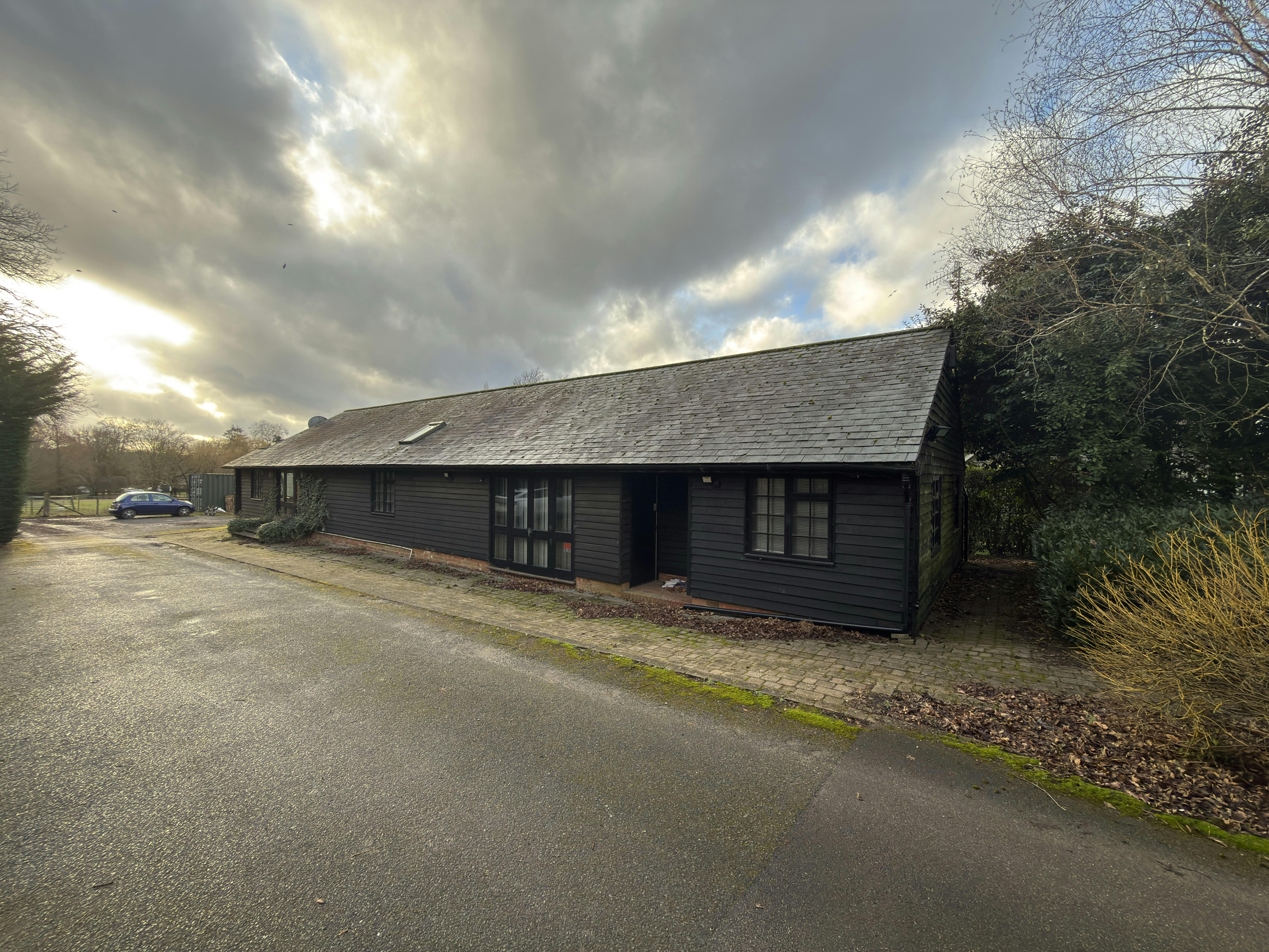 Hertford Park Offices, Guildford, Offices To Let - IMG_6040.JPEG