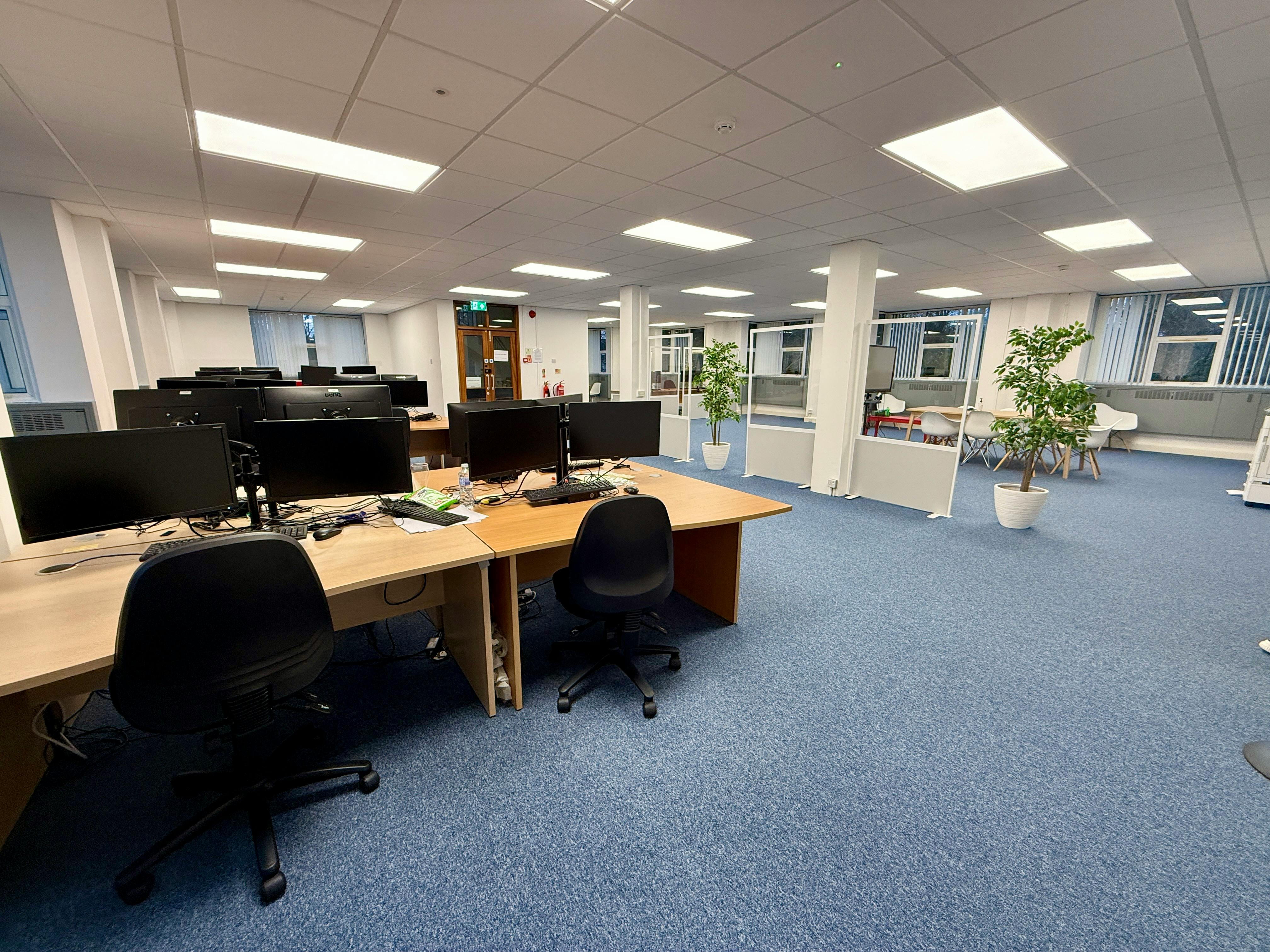 Office in Wimborne - photo 4