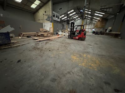 Ground Warehouse 1, Quarry Road Industrial Estate, Newhaven, Industrial To Let - thumbnail_IMG_1046.jpg