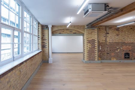 16-17 Little Portland Street, London, Office To Let - dd06239ae5dcbd7c1f52f643803cc6efGK1_6471.jpg