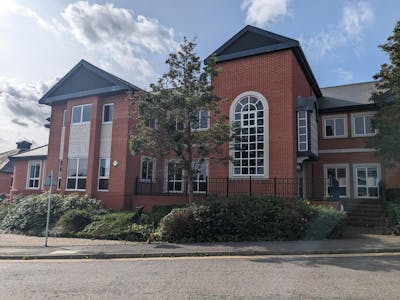 ESPA House, Millenium Centre, Crosby Way, Farnham, Office For Sale - PXL_20231004_104714062.jpg