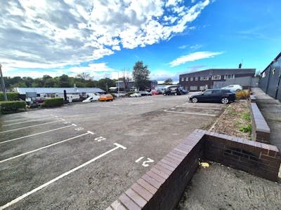 Unit L3 & L4, Stockport, Industrial/Logistics To Let - 20250917_165638.jpg