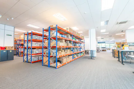 Unit A & B Wellington Gate, Waterlooville, Industrial / Investment / Office / Warehouse For Sale - DSC09280.jpg