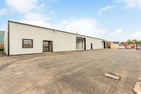 33 Viking Road, Airdrie, Industrial/Logistics To Let - Front 3.jpg