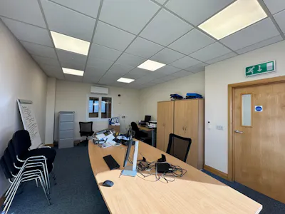 Unit A3, Brunel Gate, Aylesbury, Industrial To Let - WhatsApp Image 2026-10-23 at 13.21.55 (6).jpeg
